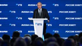 https://www.rt.com/business/608726-putin-west-east-better/Western plans to damage Russian economy have failed – Putin