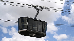 First transnational cable car between Russia and China is underway