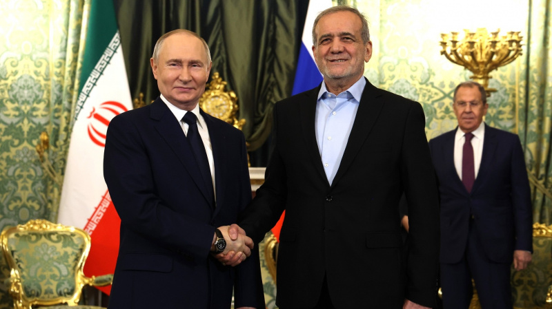 Presidents of Iran and Russia sign Comprehensive Strategic Partnership Treaty.jpeg